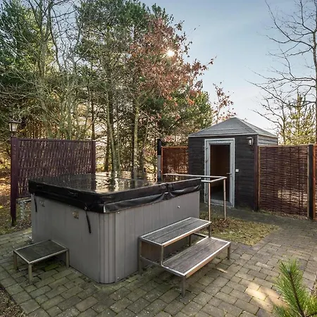 Three-bedroom In Vakantiehuis Nørre Nebel